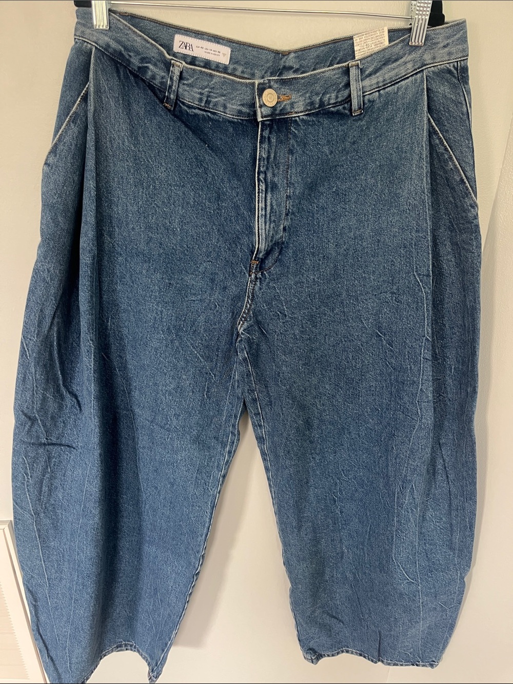 Zara Women’s Barrel Relaxed Mid Blue Denim Jeans